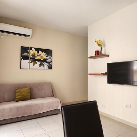 Sea Views Apartment-Wifi-Sleep 5 Marsaskala Zewnętrze zdjęcie