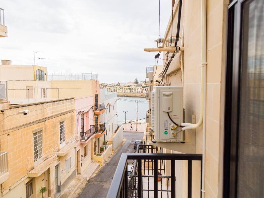 Sea Views Apartment-Wifi-Sleep 5 Marsaskala Zewnętrze zdjęcie